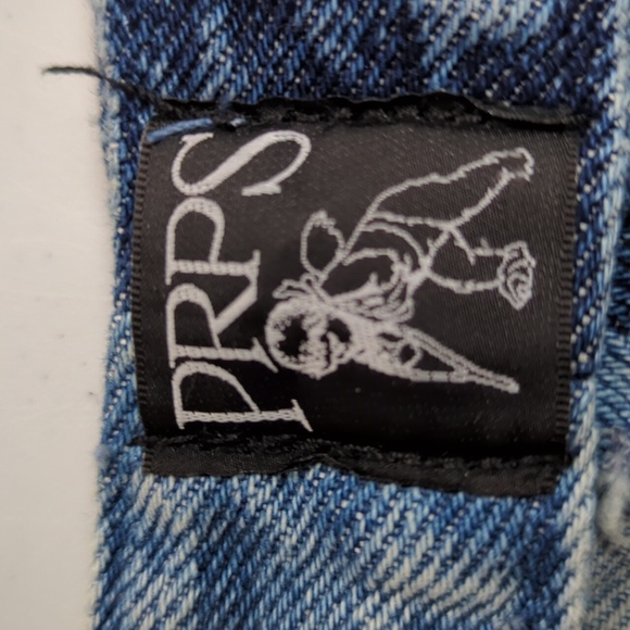 Mini denim skirt, size 29 - Picture 3 of 6